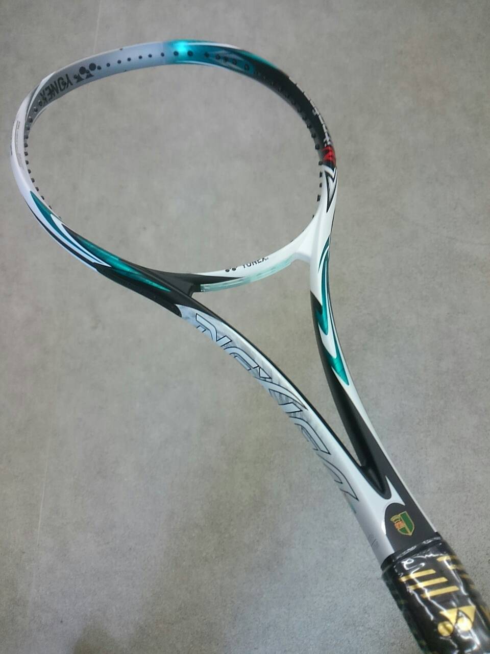 ヨネックス　ネクシーガ　70V ネクシーガ70S ＆ ネクシーガ70V 新デザイン セルリアンブルー 入荷