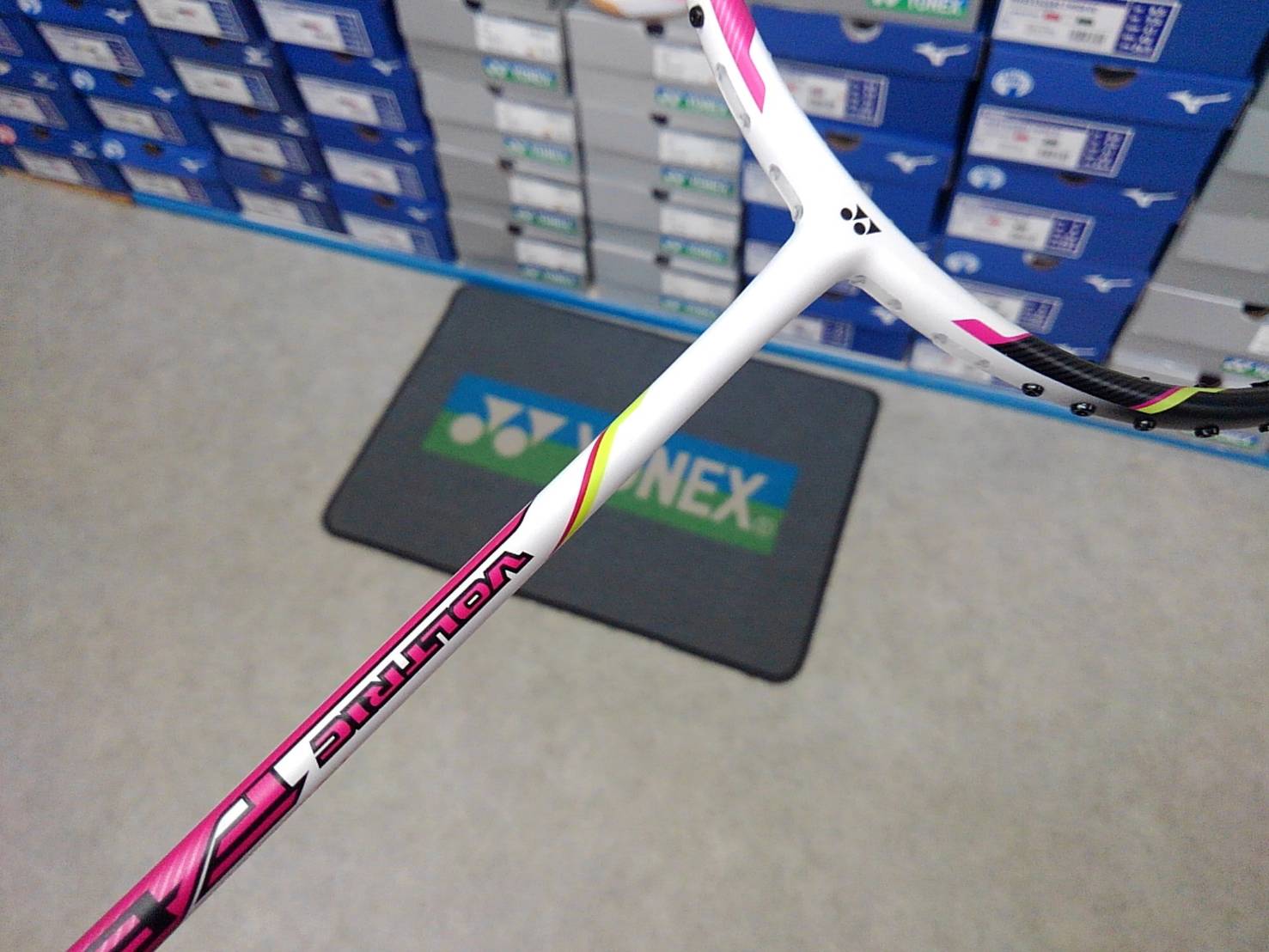 バドミントンラケット YONEX VOLTRIC FB 日本バドミントン専門店会限定